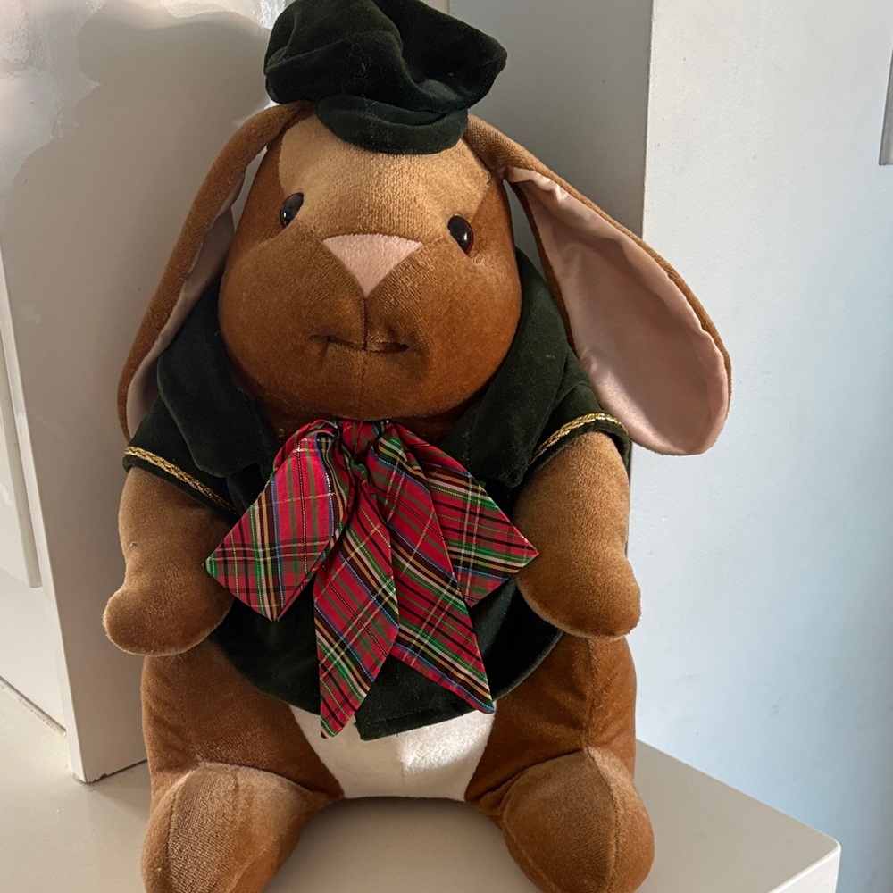 Vintage 1985 Toys R Us Plush Bunny